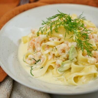 Citronpasta med r&auml;kor och avokado