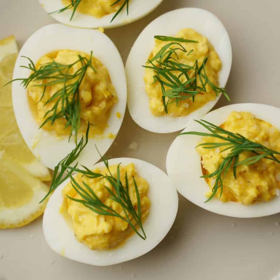 Deviled eggs – krämiga ägghalvor