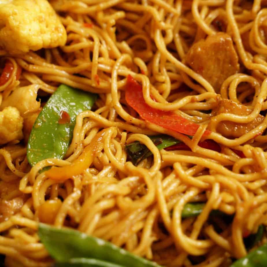 Currynudlar – smarrig currywok med kyckling
